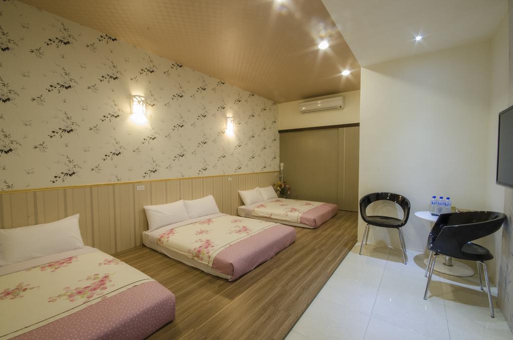 Sunny House Apartment Luodong Room photo